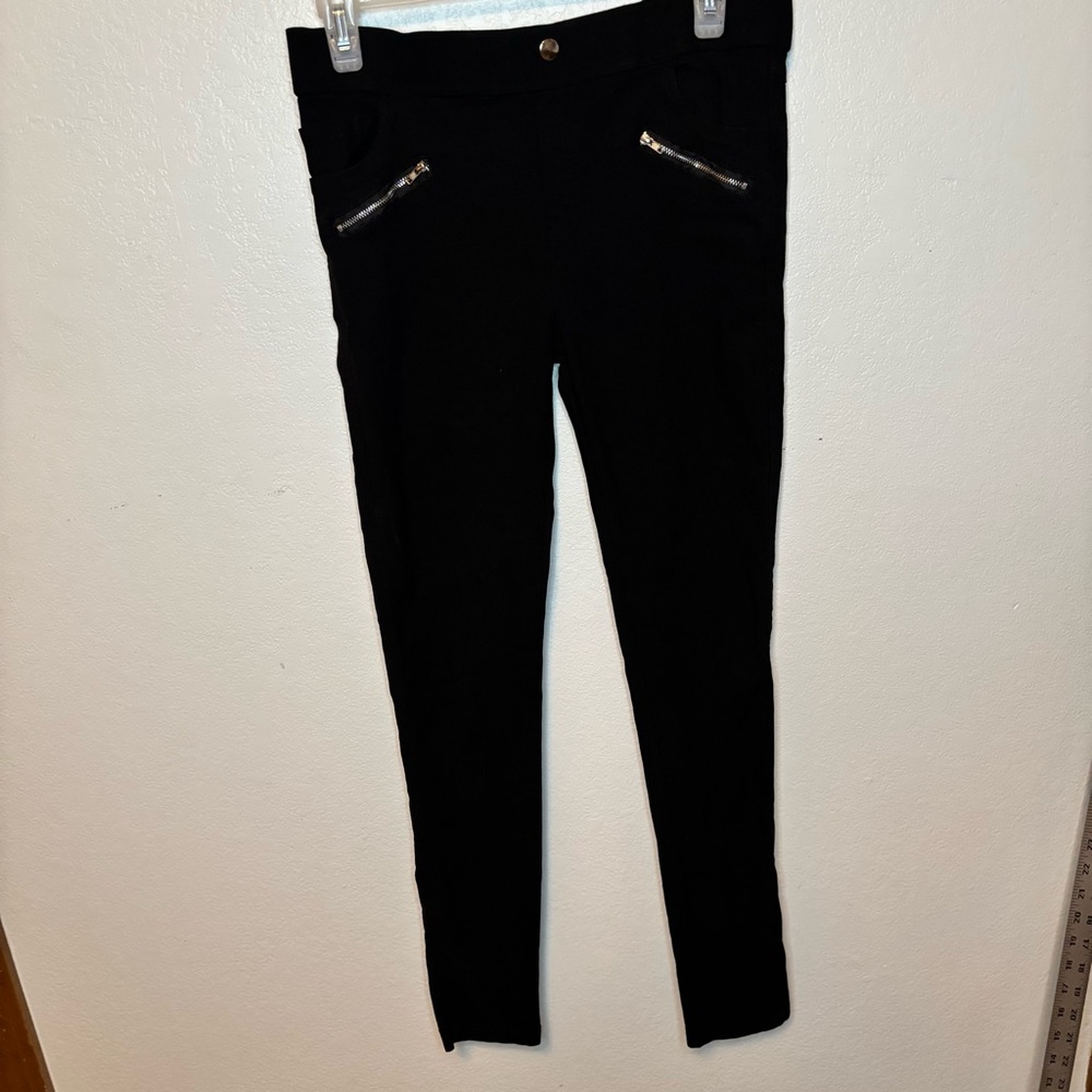 Amaryllis Black Women's Pants with Zipper Front Accents. Size M